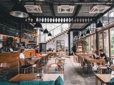 İç mimarlık firmaları cafe tasarımı için hangi hizmetleri sunar?